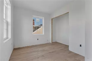 86 Lynch St, Providence, RI 02908 - Photo 10