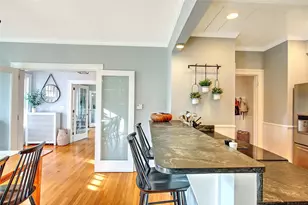 7 Angell Ct, Providence, RI 02906 - Photo 14