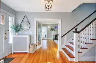 7 Angell Ct, Providence, RI 02906 - Photo 6