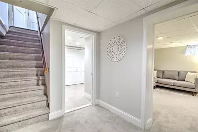 7 Angell Court, Providence, RI 02906 - Photo 38