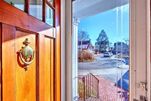7 Angell Ct, Providence, RI 02906 - Photo 4