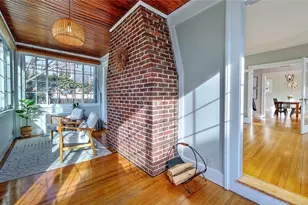 7 Angell Ct, Providence, RI 02906 - Photo 10