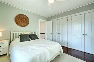 7 Angell Ct, Providence, RI 02906 - Photo 28