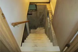 29 Valley St, Cranston, RI 02920 - Photo 30