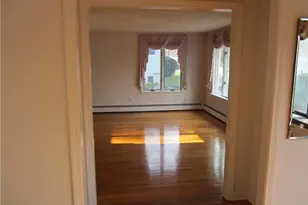 29 Valley St, Cranston, RI 02920 - Photo 10