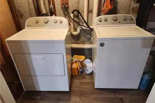 23 Tremont St, North Providence, RI 02904 - Photo 38