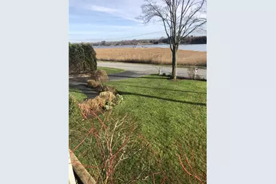 9 Bay Road, Warren, RI 02885 - Photo 22