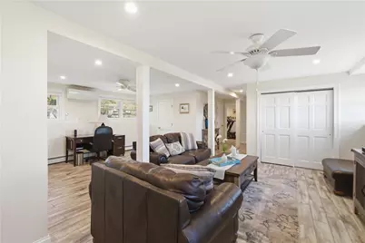 9 Bay Road, Warren, RI 02885 - Photo 12