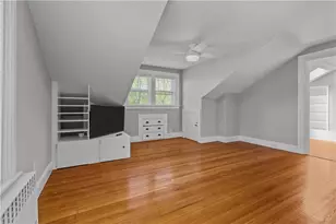 4 Red Cross Ave, Newport, RI 02840 - Photo 20