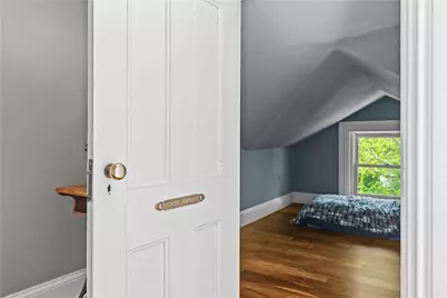 4 Red Cross Avenue #4, Newport, RI 02840 - Photo 16