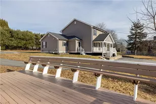 311 Hope Rd, Cranston, RI 02921 - Photo 32