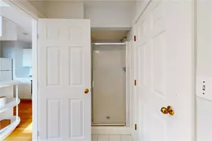 10 East St, Providence, RI 02906 - Photo 28