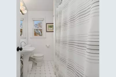 415 Wapping Road, Portsmouth, RI 02871 - Photo 36