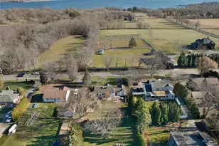 415 Wapping Rd, Portsmouth, RI 02871 - Photo 6