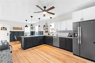 6 Dexter St, Johnston, RI 02919 - Photo 12