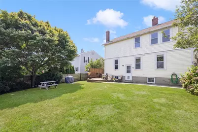 10 Eustis Avenue, Newport, RI 02840 - Photo 34
