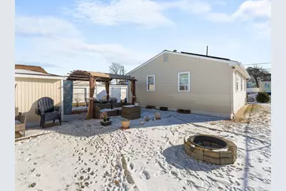 27 Lloyd Street, Pawtucket, RI 02860 - Photo 20