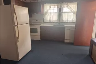 26 Callender Ave, East Providence, RI 02914 - Photo 4