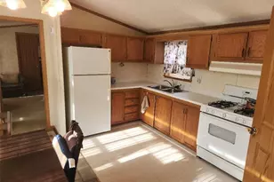 27 Woodward Rd, Lincoln, RI 02865 - Photo 20