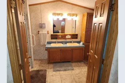 27 Woodward Road, Lincoln, RI 02865 - Photo 16