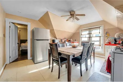 274 Lonsdale Avenue, Pawtucket, RI 02860 - Photo 8