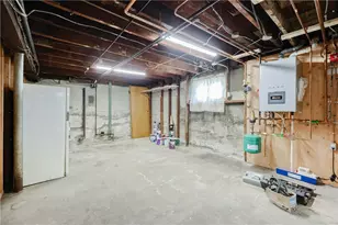 1187 S Broadway, East Providence, RI 02914 - Photo 40