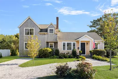 9 White Terrace, Middletown, RI 02842 - Photo 1