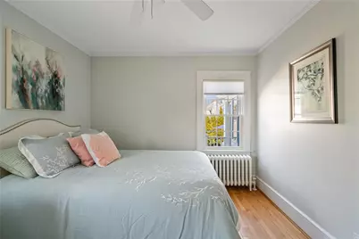 94 Ruggles Avenue, Newport, RI 02840 - Photo 8
