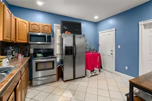 394 Blackstone St, Providence, RI 02907 - Photo 8