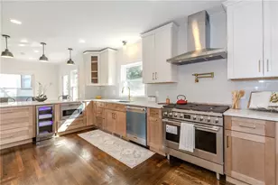 126 Columbia Ave, Cranston, RI 02905 - Photo 4