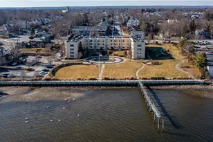 1180 Narragansett Blvd, Cranston, RI 02905 - Photo 4