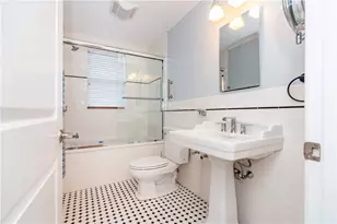 1180 Narragansett Blvd, Cranston, RI 02905 - Photo 36