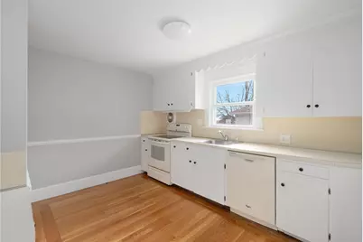 97 Bliss Mine Road #1, Newport, RI 02840 - Photo 2