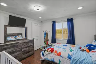 1275 Seven Mile Rd, Cranston, RI 02831 - Photo 22