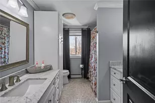 1275 Seven Mile Rd, Cranston, RI 02831 - Photo 16