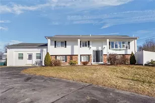 1275 Seven Mile Rd, Cranston, RI 02831 - Photo 36