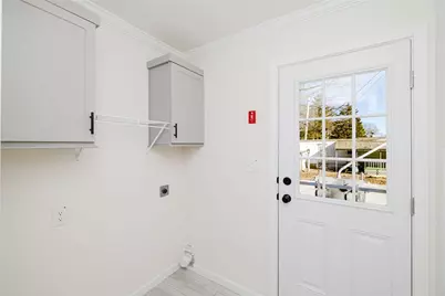 1346 Newport Avenue, Attleboro, MA 02703 - Photo 32