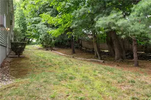 2 Angle St, Lincoln, RI 02838 - Photo 26