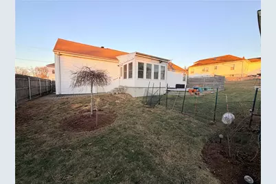 69 Hazelwood Avenue, East Providence, RI 02914 - Photo 6