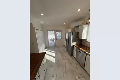 57 Gould Street, Newport, RI 02840 - Photo 8