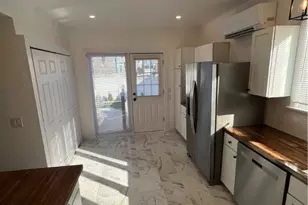 57 Gould St, Newport, RI 02840 - Photo 8