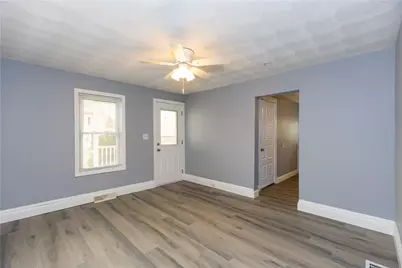 139 Stanton Avenue, East Providence, RI 02915 - Photo 8