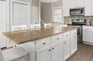 24 Perry St, Newport, RI 02840 - Photo 12