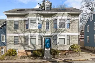 24 Perry St, Newport, RI 02840 - Photo 1