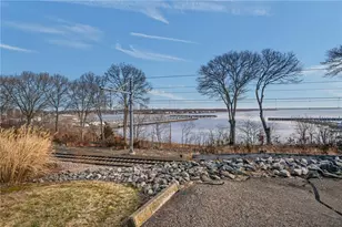 3940 Post Rd, Warwick, RI 02886 - Photo 16