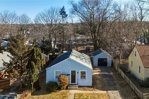 6 Field Ave, West Warwick, RI 02893 - Photo 28