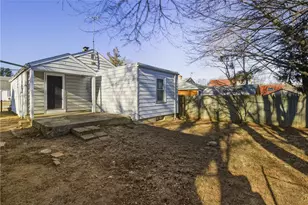 6 Field Ave, West Warwick, RI 02893 - Photo 24