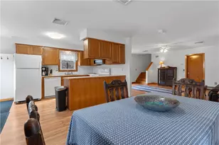 723 Nooseneck Hill Rd, West Greenwich, RI 02817 - Photo 36