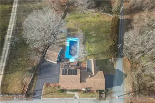 723 Nooseneck Hill Rd, West Greenwich, RI 02817 - Photo 8