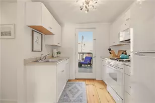 38 Pope St, Newport, RI 02840 - Photo 8